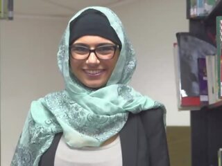 MIA KHALFIA - Arab babe Strips Naked In A Library Just For You